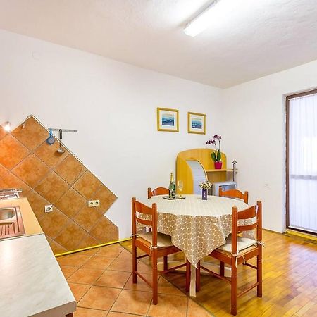 Apartments Dragica Valbandon Экстерьер фото