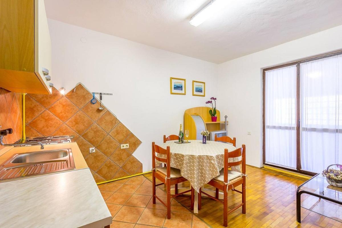 Apartments Dragica Valbandon Экстерьер фото